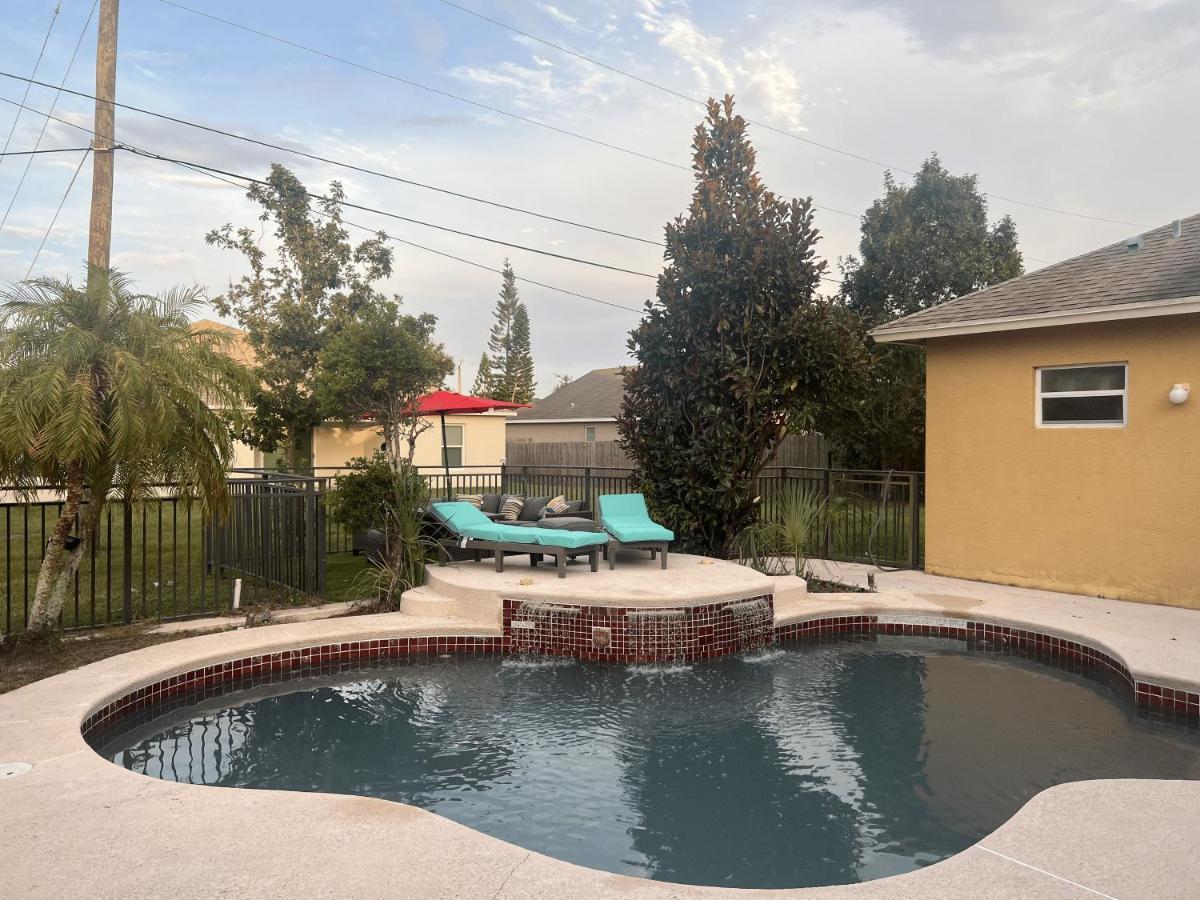 Holiday home Discover Your Oasis: Tropical Haven In Psl Port St. Lucie