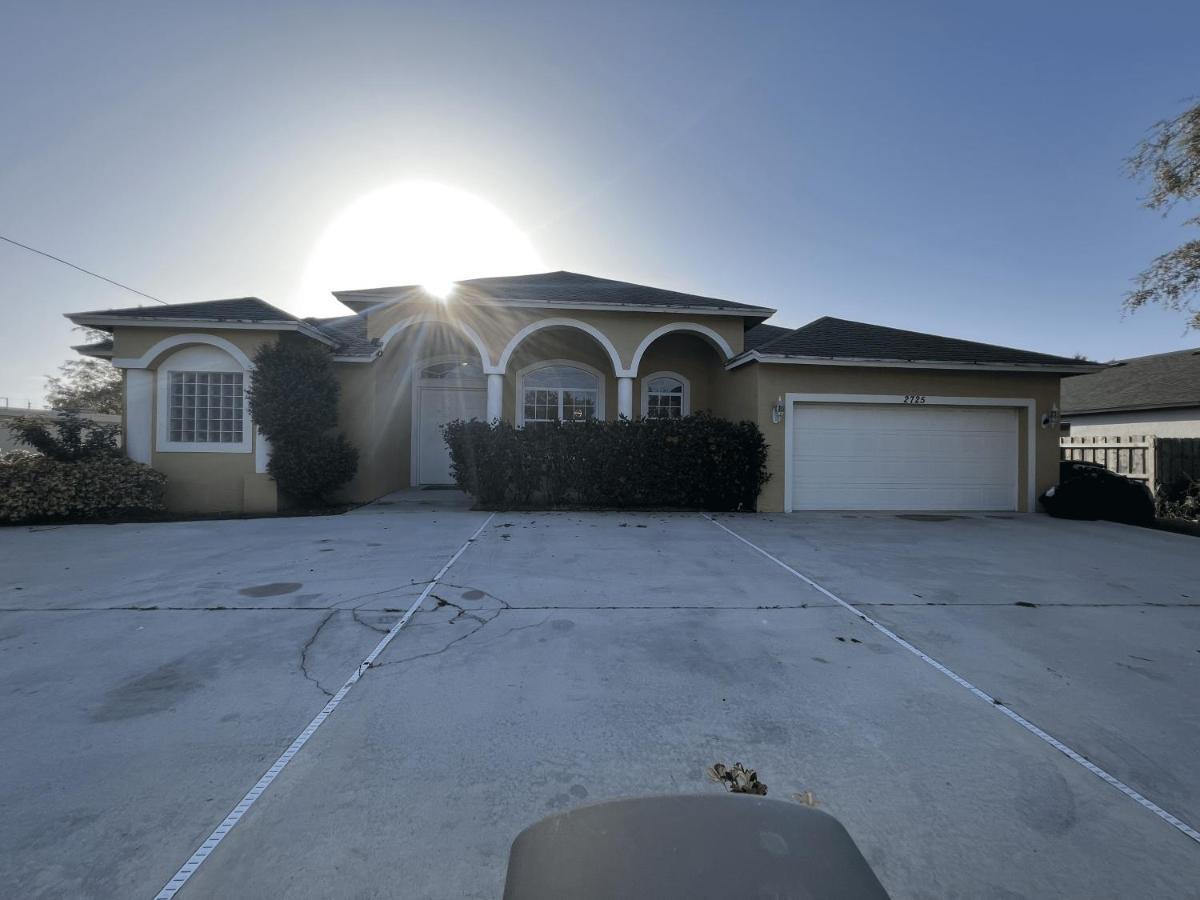 Holiday home Discover Your Oasis: Tropical Haven In Psl Port St. Lucie