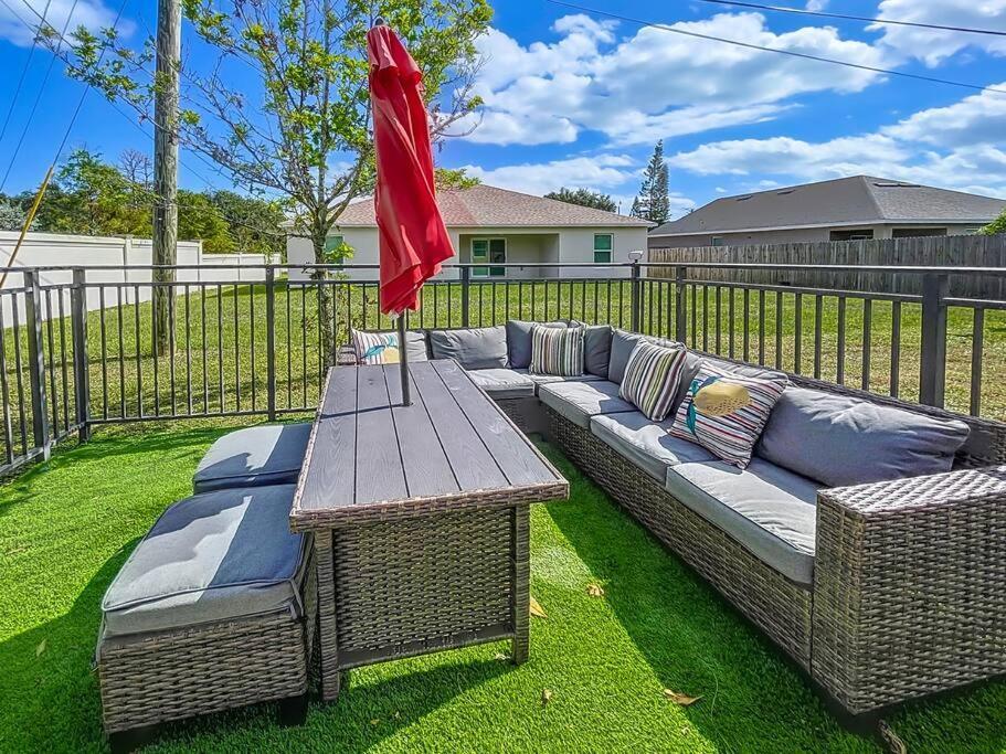 Discover Your Oasis: Tropical Haven In Psl Holiday home *